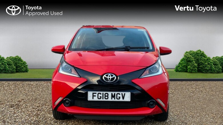 Toyota Aygo 1.0 VVT-i X-Play 5dr x-shift Petrol Hatchback